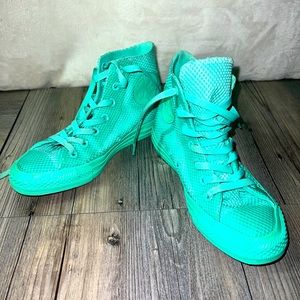 Converse Chuck Taylor All Star hightop Peppermint Green 257204F youth size 4